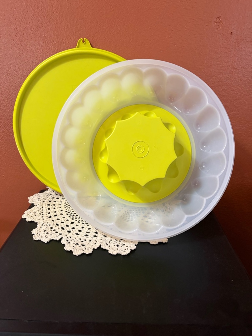 Tupperware Jello Mold